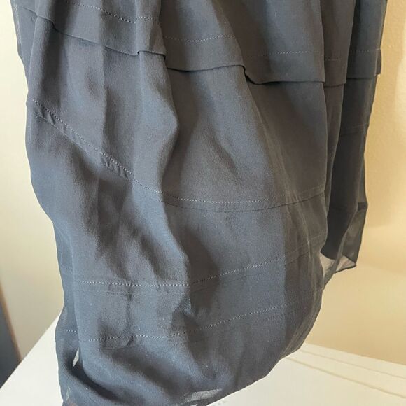 100%silk| Anthropology HaniiY| 40 size 7| casual dress| ruffles - Picture 5 of 14